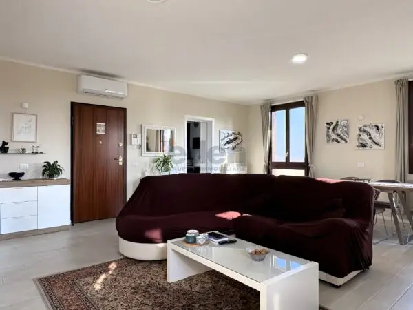 Villa Trifamiliare 116, Castelfranco Emilia
