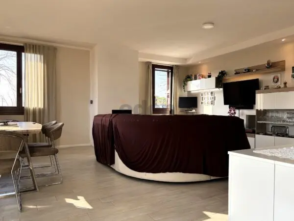 Villa Trifamiliare 116, Castelfranco Emilia