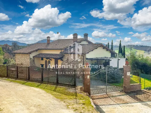 Villa via Località Casalalta, Collazzone