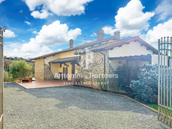 Villa via Località Casalalta, Collazzone