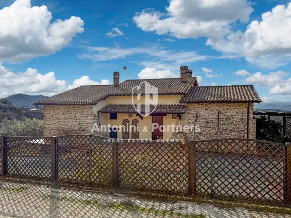 Villa via Località Casalalta, Collazzone