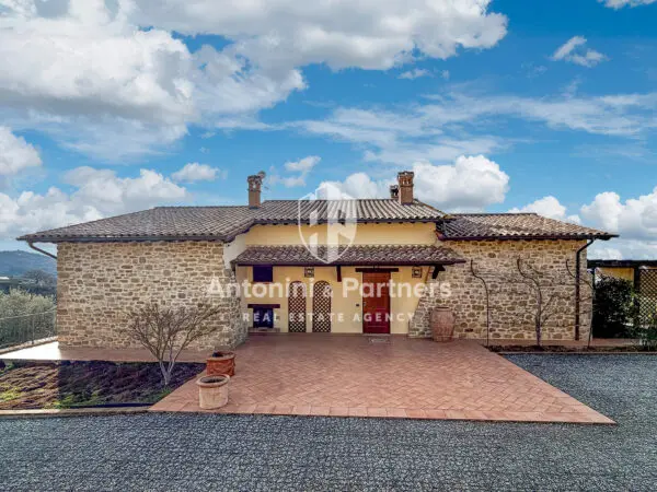 Villa via Località Casalalta, Collazzone