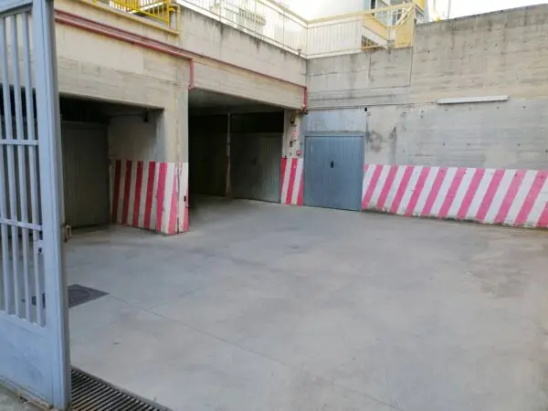 Box / Posto Auto via Redipuglia, Canosa Di Puglia