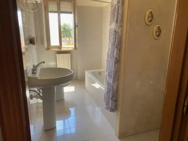 Appartamento via Edoardo Scarpetta 34, San Nicandro Garganico