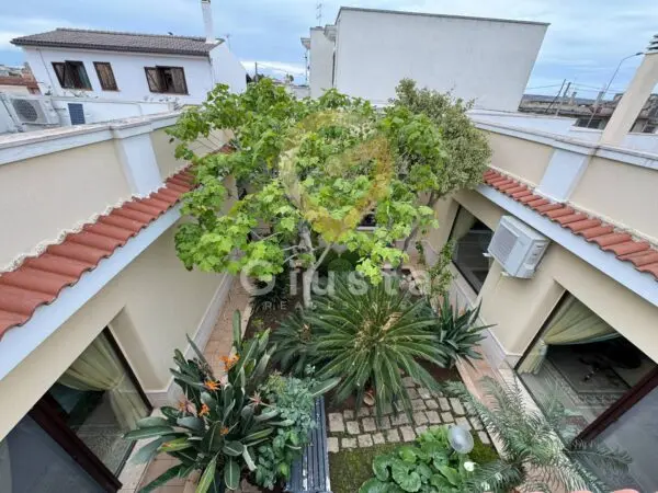 Villa via Gramsci 26, Pulsano