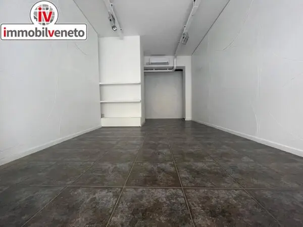 Attività Commerciale via Roma 52, Lonigo