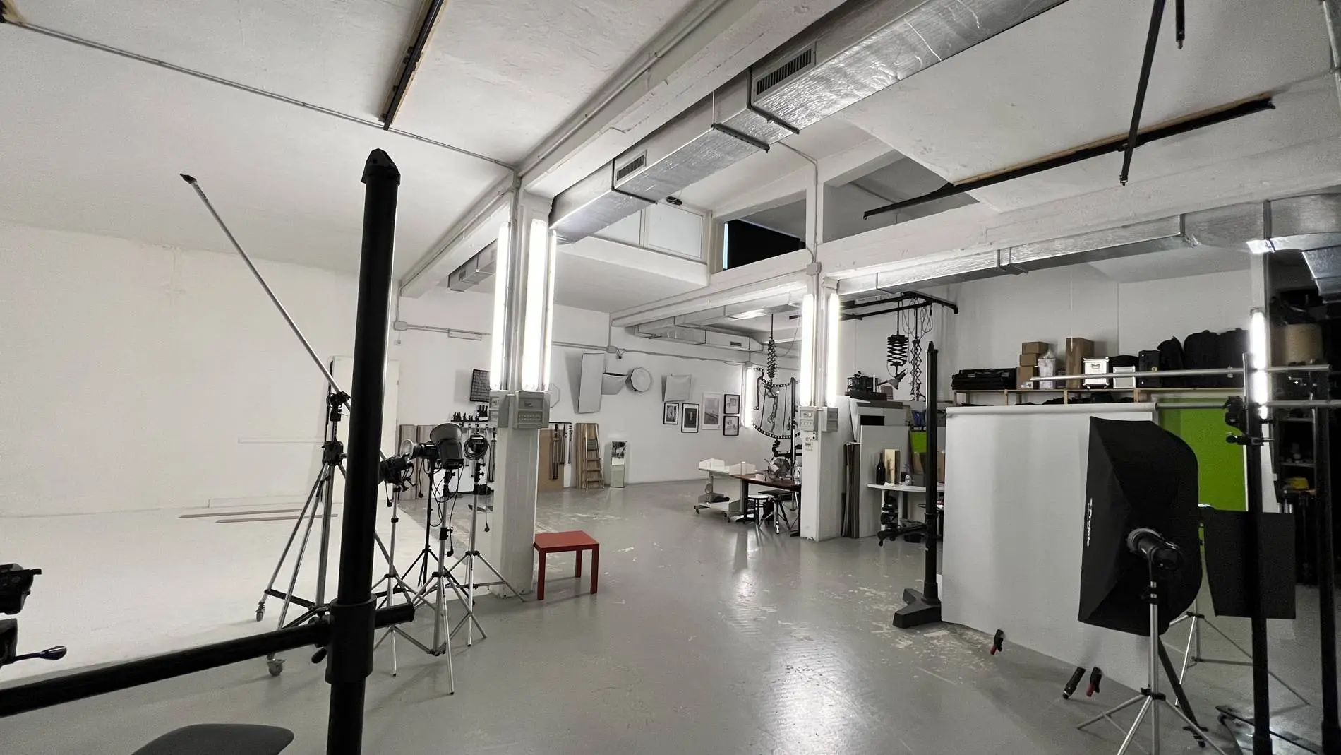 Immagine per Laboratorio in vendita a Torino Via Monte Cimone 19