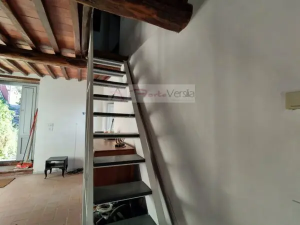 Casa Semindipendente via, Pietrasanta