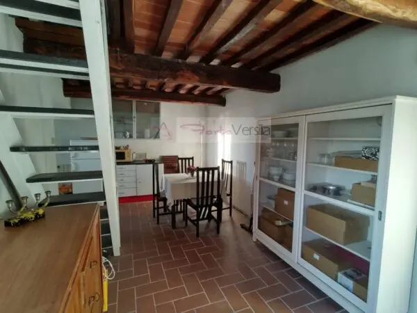 Casa Semindipendente via, Pietrasanta