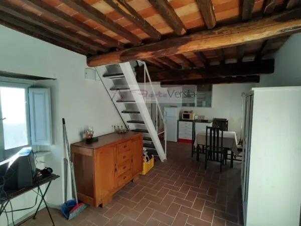 Casa Semindipendente via, Pietrasanta