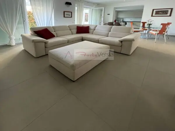 Villa via, Montignoso