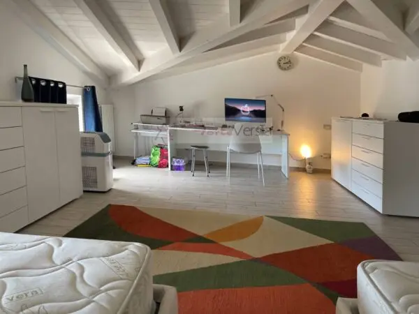 Villa via, Montignoso