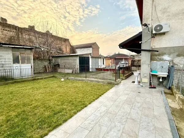 Casa Indipendente via, Alessandria