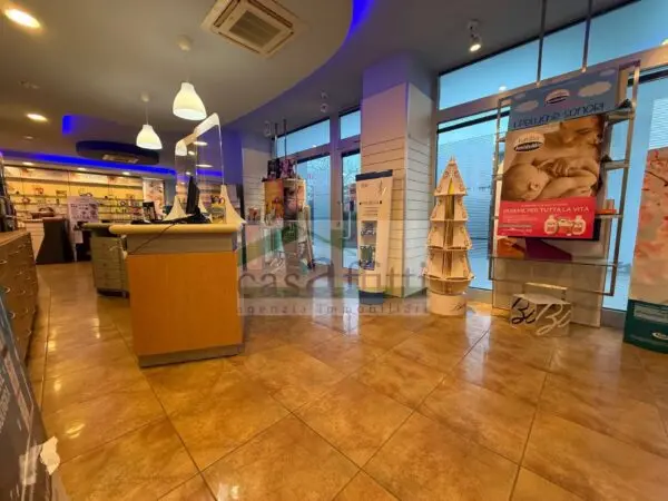 Locale Commerciale via Papa Giovanni Paolo Ii 7, Chieti