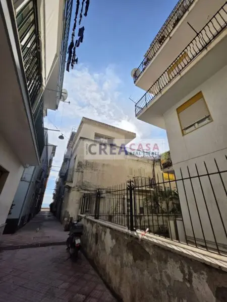 Appartamento corso Vittorio Emanuele, Letojanni