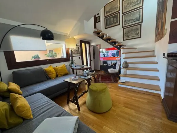 Casa Indipendente via Gran Sasso 45, Olbia