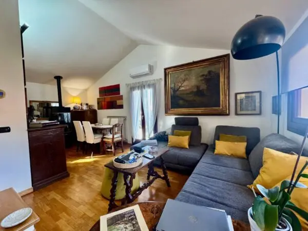 Casa Indipendente via Gran Sasso 45, Olbia