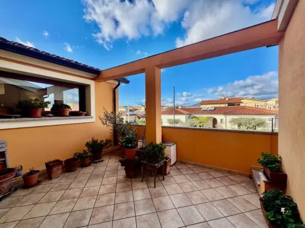 Casa Indipendente via Gran Sasso 45, Olbia