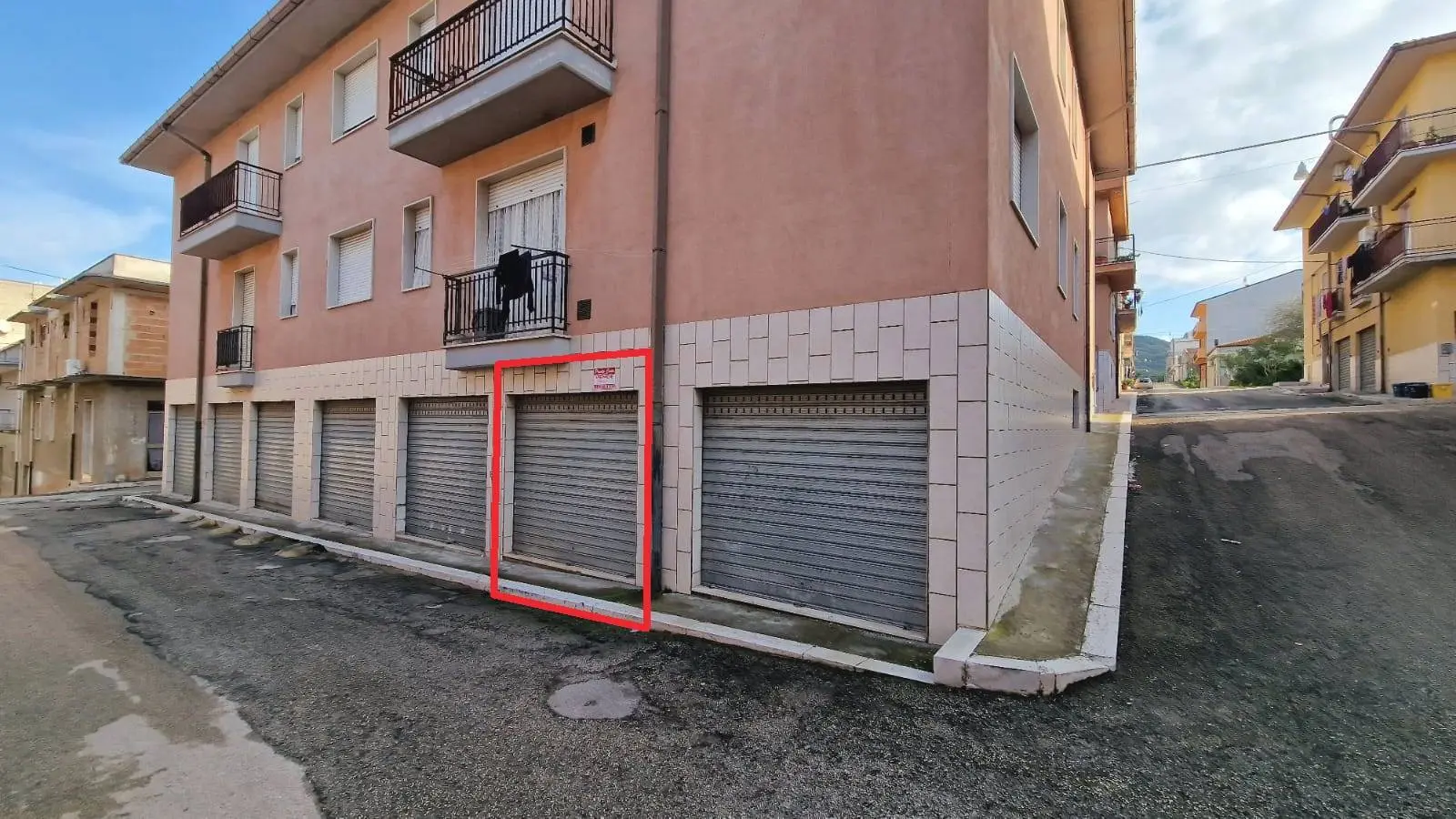 Immagine per Box / Posto auto in vendita a San Nicandro Garganico Via Michele Carvone snc