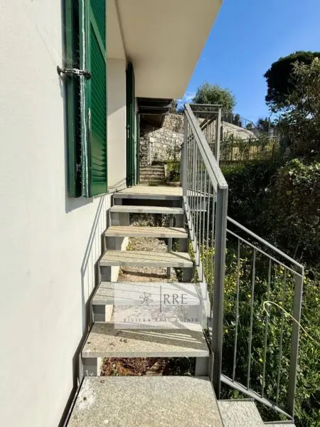 Appartamento via Valbona, Alassio
