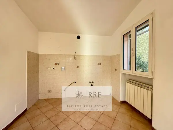 Villa via Fanny Roncati Carli, Imperia