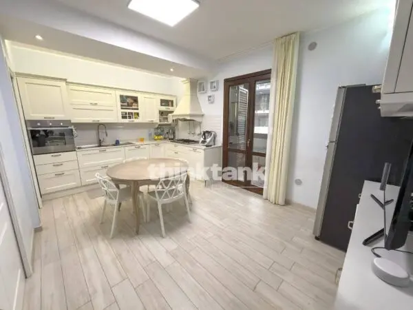 Appartamento via Napoli, Siracusa
