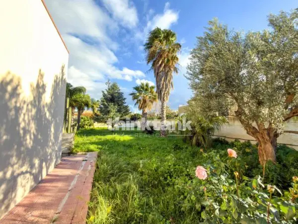 Villa via Della Colomba, Siracusa