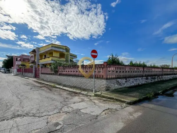Villa via Papa Giovanni Xxiii, San Pietro Vernotico