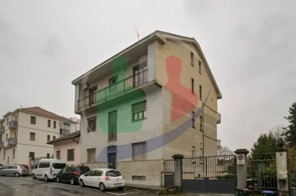 Appartamento via Oristano 7, Torino