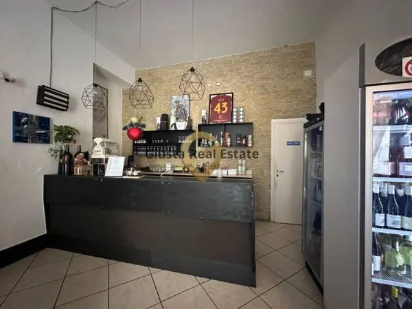 Locale Commerciale via Beccaria 2, San Pietro Vernotico