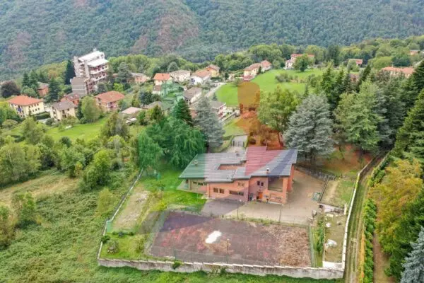 Villa via Freinetto 50, Villar Focchiardo