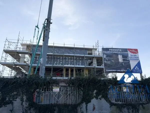 Appartamento via San Luigi 100, Saltrio