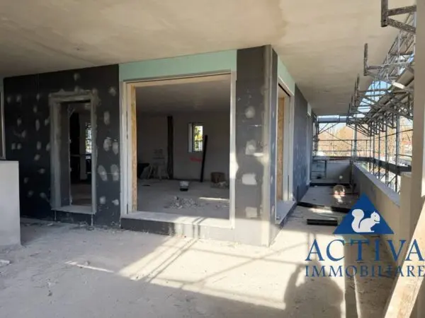 Appartamento via San Luigi 100, Saltrio
