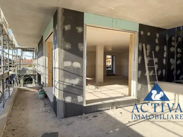 Appartamento via San Luigi 100, Saltrio