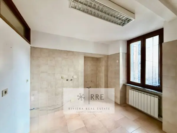 Appartamento piazza Cavour, Vessalico