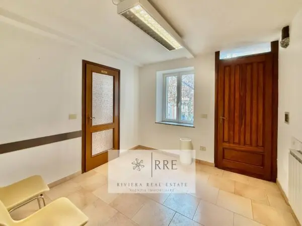 Appartamento piazza Cavour, Vessalico