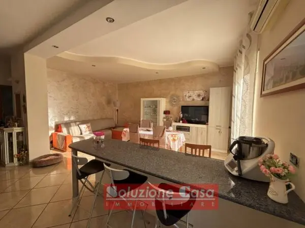 Appartamento via Corsica, Canosa Di Puglia