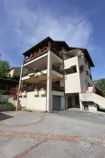 Appartamento via Falcone E Borsellino 21, Zumpano