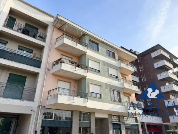Appartamento piazza San Gregorio 15, Olgiate Olona