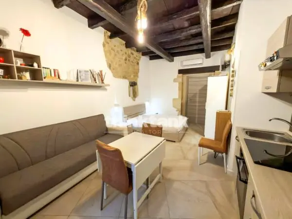Appartamento via Salomone, Siracusa
