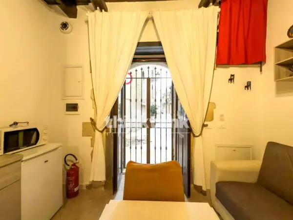 Appartamento via Salomone, Siracusa