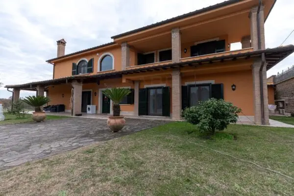 Villa strada Della Cappella Borghesiana, Campagnano Di Roma