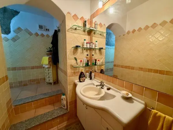 Appartamento via Aldia Manna 9, Padru