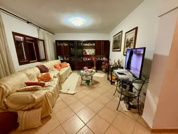 Appartamento via Aldia Manna 9, Padru