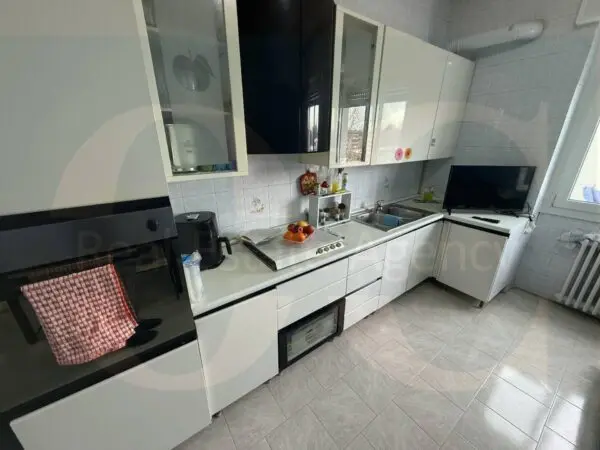 Appartamento via 4, Milano