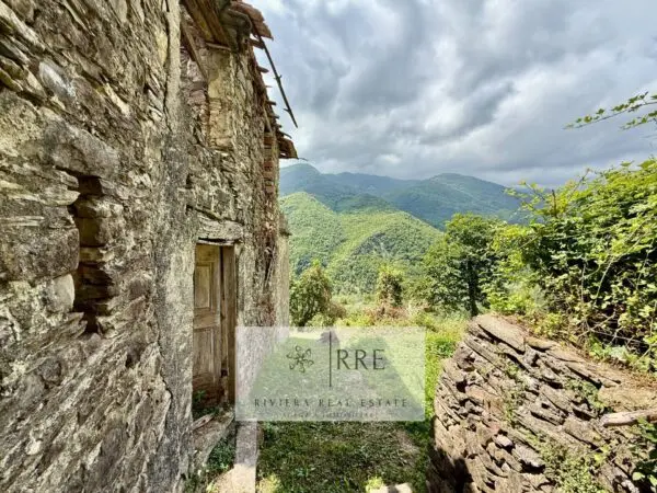 Rustico/Casale Case Soprane Fraz. Acquetico, Vessalico