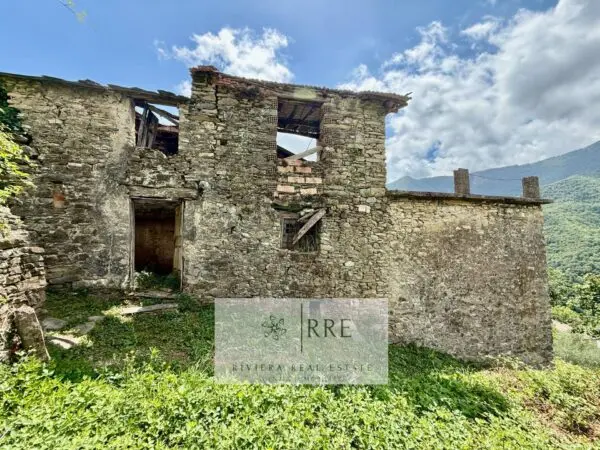 Rustico/Casale Case Soprane Fraz. Acquetico, Vessalico