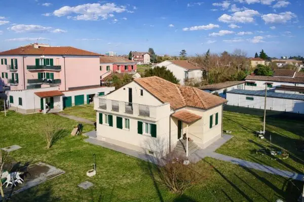 Villa via, Alessandria