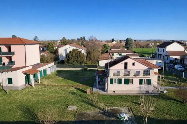 Villa via, Alessandria