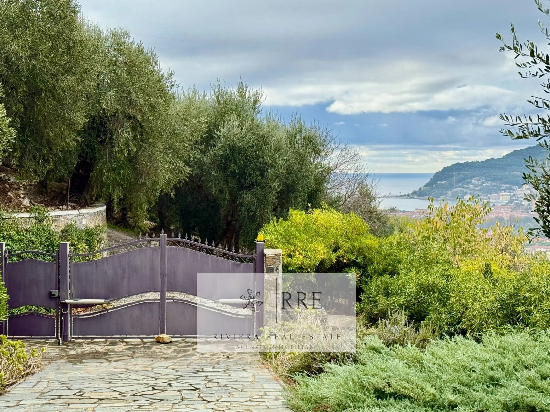 Immagine per Villa in vendita a Diano San Pietro via degli Ulivi 